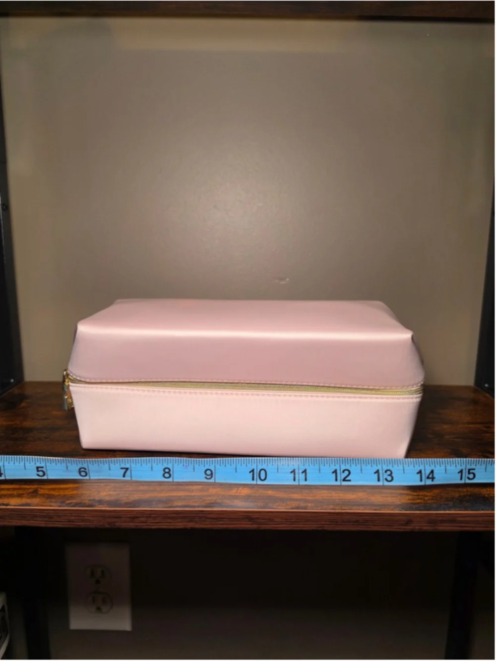 🚨LOW START Coach Cosmetic Bag Pink with Gold Hardware - Picture 2 of 8